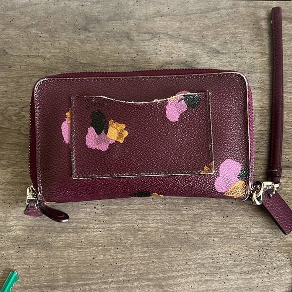 Coach Small Purple and Floral Print Accordion Zip Wallet/Wristlet - Picture 4 of 15